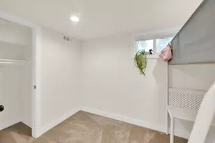 619 N 900 W, Salt Lake City, UT 84116 - Photo 20