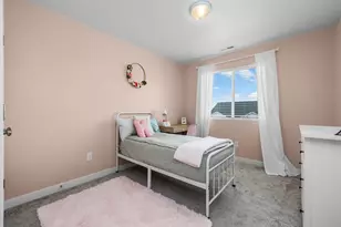 1752 E Warbler Dr, Eagle Mountain, UT 84005 - Photo 16