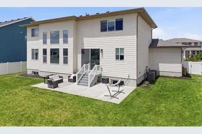 1752 E Warbler Dr, Eagle Mountain, UT 84005 - Photo 30