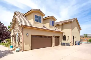 969 E Outlaw Gulch, Washington, UT 84780 - Photo 4