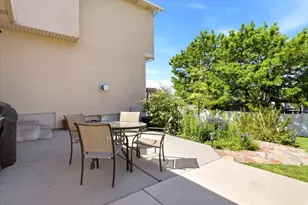 11566 S Sunburn Ln E, Sandy, UT 84094 - Photo 30