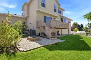 11566 S Sunburn Ln E, Sandy, UT 84094 - Photo 28