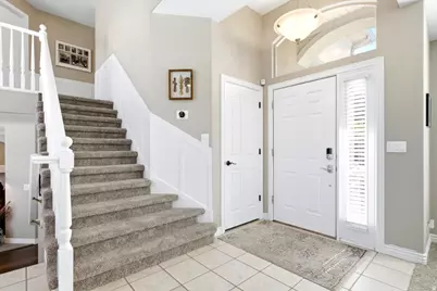 11566 S Sunburn Ln E, Sandy, UT 84094 - Photo 2