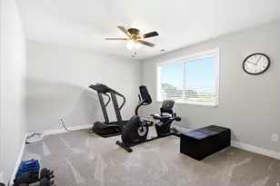 11566 S Sunburn Ln E, Sandy, UT 84094 - Photo 26