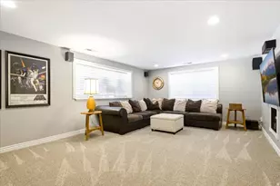 11566 S Sunburn Ln E, Sandy, UT 84094 - Photo 22