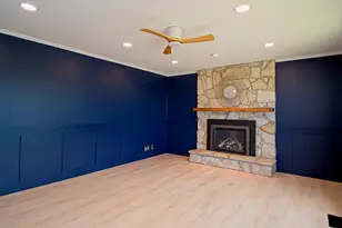 217 E Peach Tree Dr N, Centerville, UT 84014 - Photo 4