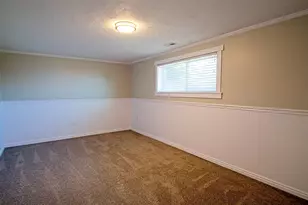 217 E Peach Tree Dr N, Centerville, UT 84014 - Photo 28