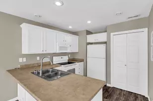 656 S 910 W, Pleasant Grove, UT 84062 - Photo 8