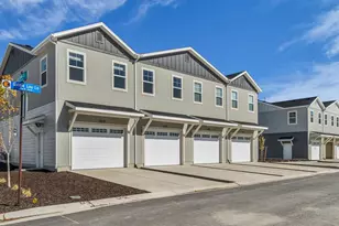 1365 E Goldie Lou Ln Unit, Eagle Mountain, UT 84005 - Photo 2