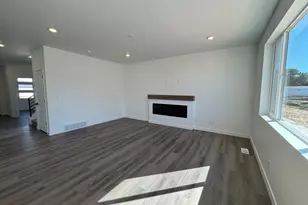 945 W Motor Vu Dr, Riverdale, UT 84405 - Photo 10