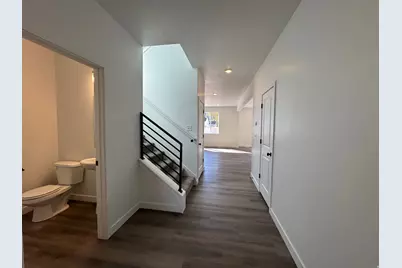 945 W Motor Vu Dr #206, Riverdale, UT 84405 - Photo 14