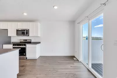 992 W Broadleaf Dr, Santaquin, UT 84655 - Photo 6