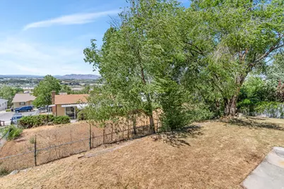 2066 Park St, Provo, UT 84606 - Photo 18