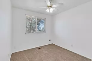 2066 Park St, Provo, UT 84606 - Photo 2