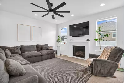 7039 W Monsen Way, West Jordan, UT 84081 - Photo 6