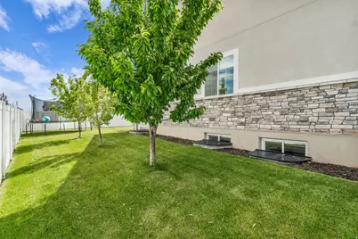 7039 W Monsen Way, West Jordan, UT 84081 - Photo 38