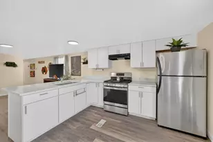 4375 Weber River Dr, Riverdale, UT 84405 - Photo 4