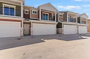 3122 N 1675 E, Layton, UT 84040 - Photo 2