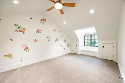 2400 E Walker Ln S, Holladay, UT 84117 - Photo 36