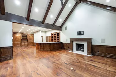 2400 E Walker Ln S, Holladay, UT 84117 - Photo 46