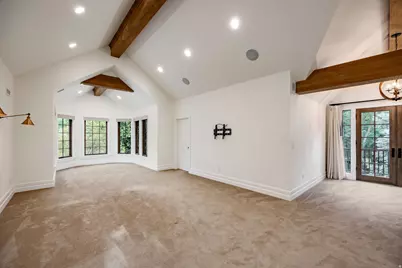 2400 E Walker Ln S, Holladay, UT 84117 - Photo 20