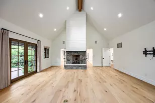 2400 E Walker Ln S, Holladay, UT 84117 - Photo 14