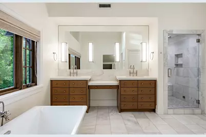 2400 E Walker Ln S, Holladay, UT 84117 - Photo 30