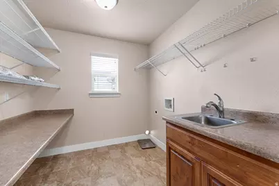 9517 N Faust Station, Eagle Mountain, UT 84005 - Photo 20