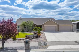 9517 N Faust Station, Eagle Mountain, UT 84005 - Photo 2