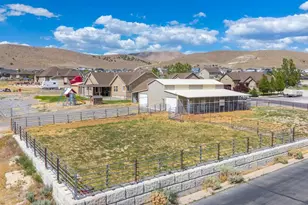 9517 N Faust Station, Eagle Mountain, UT 84005 - Photo 4