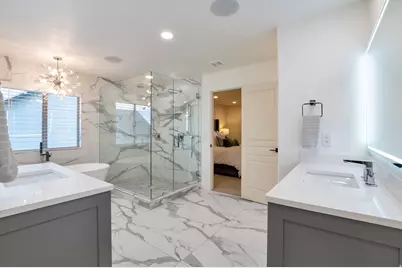 577 S Ridge Top Ln E, North Salt Lake, UT 84054 - Photo 14