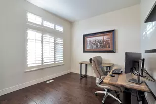 577 S Ridge Top Ln E, North Salt Lake, UT 84054 - Photo 20