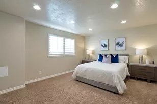 577 S Ridge Top Ln E, North Salt Lake, UT 84054 - Photo 32