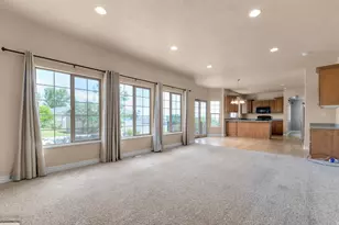 760 E Hidden Mnr Cir, Lehi, UT 84043 - Photo 6