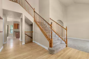760 E Hidden Mnr Cir, Lehi, UT 84043 - Photo 2