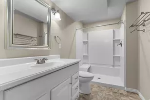 760 E Hidden Mnr Cir, Lehi, UT 84043 - Photo 24