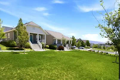 4948 W Lake Terrace Ave, South Jordan, UT 84009 - Photo 2