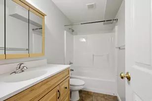 1055 W 325 N, Hyrum, UT 84319 - Photo 26