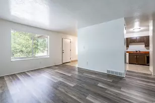 210 N Pingree Ave, Ogden, UT 84404 - Photo 6
