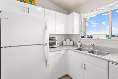 1079 W 965 N #402, Orem, UT 84057 - Photo 8