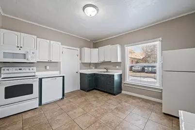 75 N 600 W, Provo, UT 84601 - Photo 6
