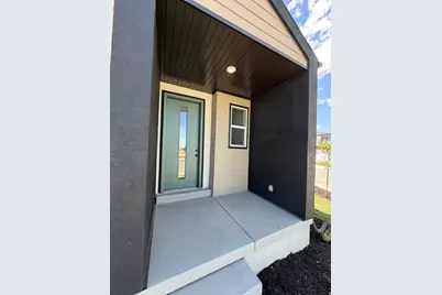 267 Fushion Ln #122, Draper, UT 84020 - Photo 2