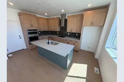 267 Fushion Ln #122, Draper, UT 84020 - Photo 4