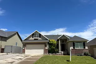 4105 E Comanche St, Eagle Mountain, UT 84005 - Photo 2