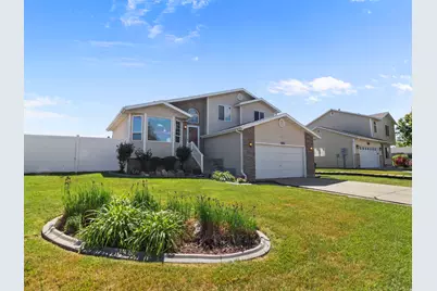 4866 S 3975 W, Roy, UT 84067 - Photo 22
