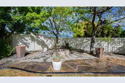 152 N Vista Dr, Kaysville, UT 84037 - Photo 32