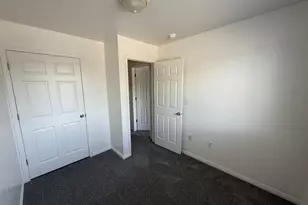 256 W 350 N, Vernal, UT 84078 - Photo 18