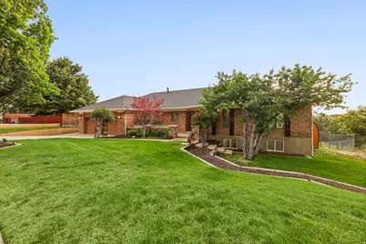 2342 E Charros Rd, Sandy, UT 84092 - Photo 2
