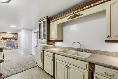 2342 E Charros Rd, Sandy, UT 84092 - Photo 46