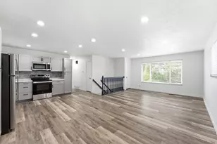 392 Robins Ave E, Ogden, UT 84404 - Photo 4
